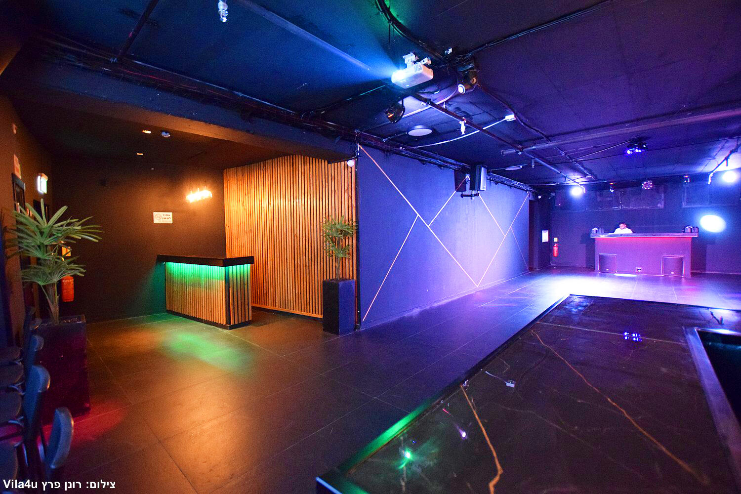 לופט פרדייס מרכז  3  לופט לנד