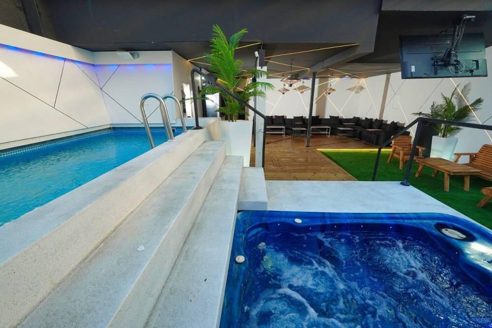 מתחם אירוח וויט - White מרכז  15  לופט לנד