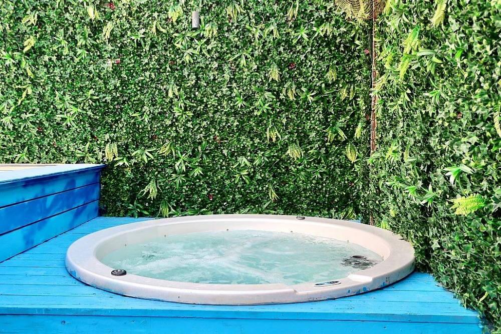 אבו דאבי בוטיק מרכז  25  לופט לנד