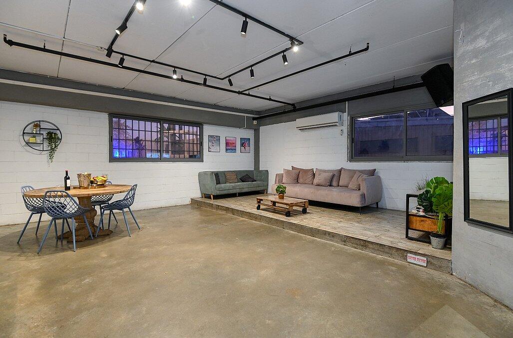 רוף טופ מרכז  7  לופט לנד