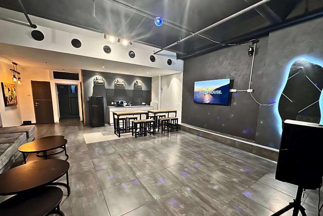 סניורה סוויט | Senyora Suite TLV מרכז  1  לופט לנד