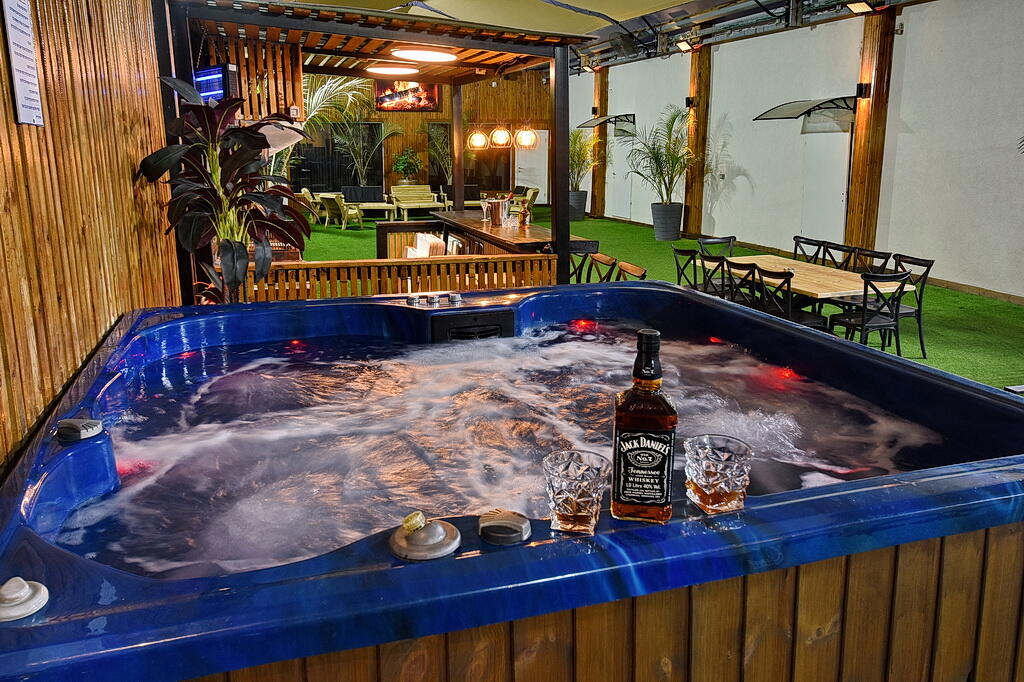 גאסטהאוס איוונטס צפון  13  לופט לנד