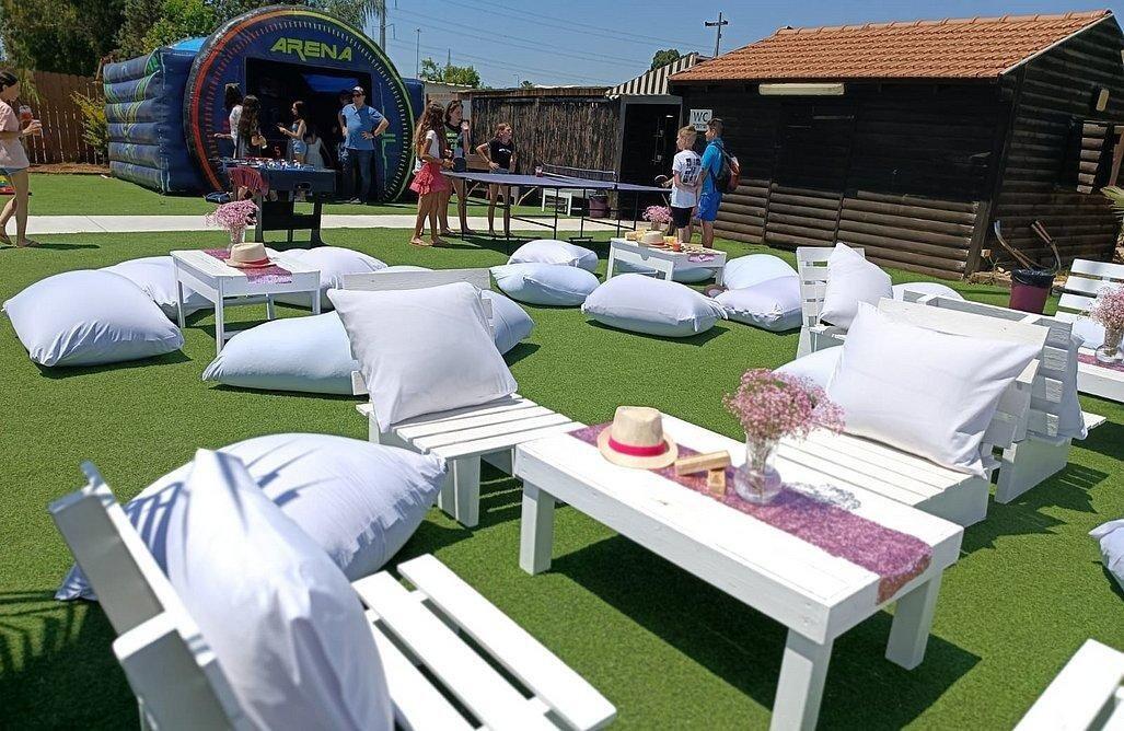 הוילה במשמר השבעה מרכז  10  לופט לנד