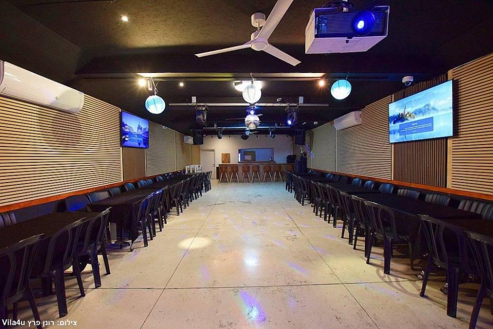 זאקיז מרכז  20  לופט לנד