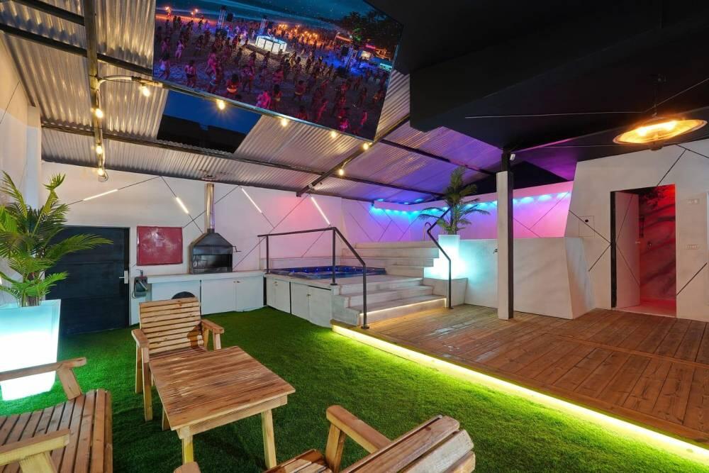 מתחם אירוח וויט - White מרכז  17  לופט לנד