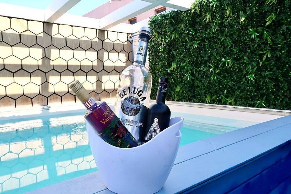 אבו דאבי בוטיק מרכז  2  לופט לנד