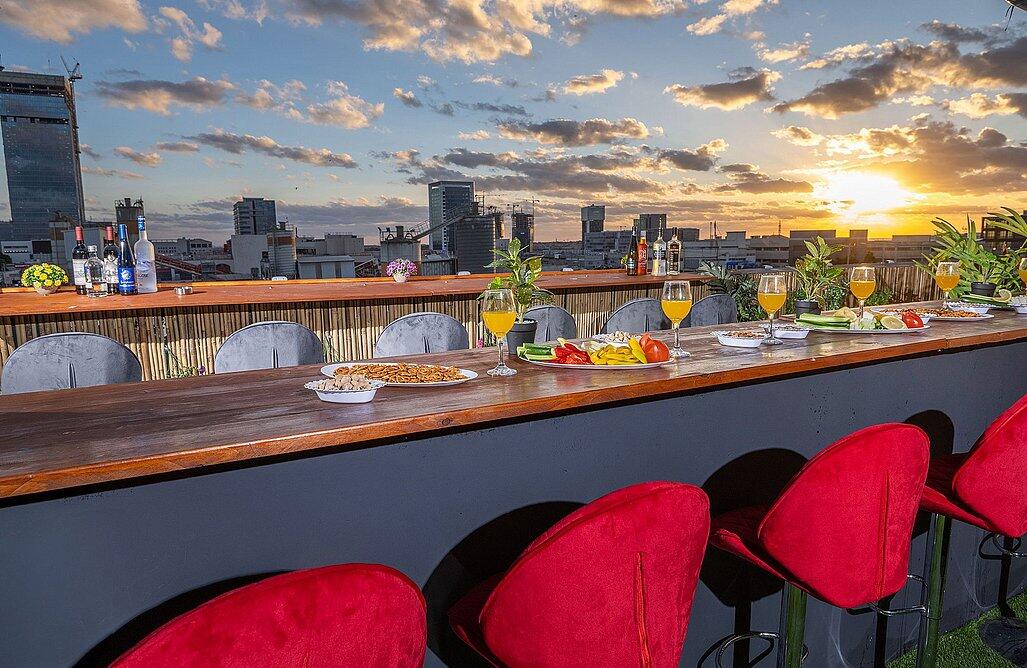 מתחם אירועים רוז גולד - Rose Gold מרכז  5  לופט לנד