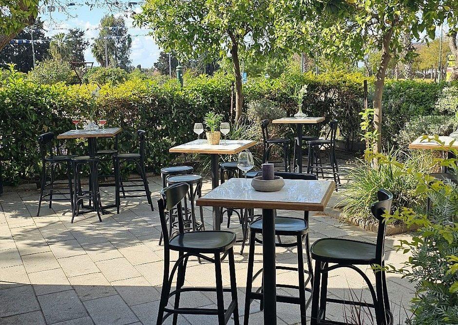 ווסט גארדן - West Garden מרכז  27  לופט לנד