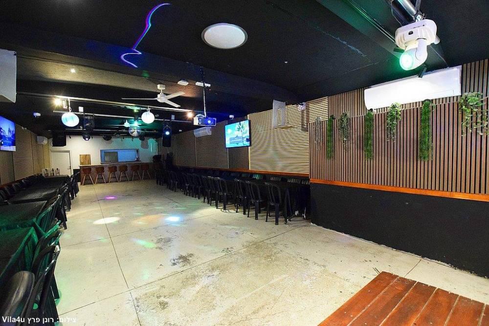 זאקיז מרכז  9  לופט לנד