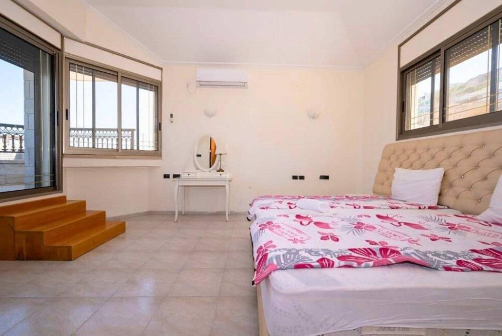 וילה דובדבן טבריה צפון  36  לופט לנד