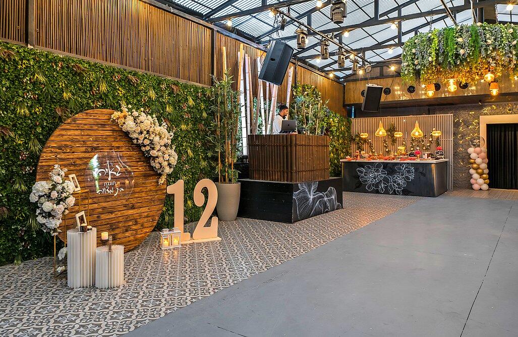 ממתחם אירועים רוי איוונטס - Roy Events דרום  49  לופט לנד