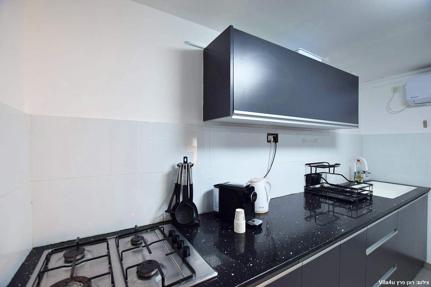 קסם בבוסתן צפון  16  לופט לנד