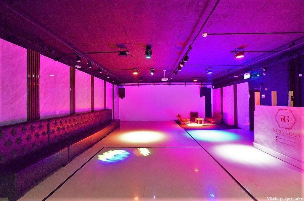 מתחם אירועים רוז גולד - Rose Gold מרכז  14  לופט לנד
