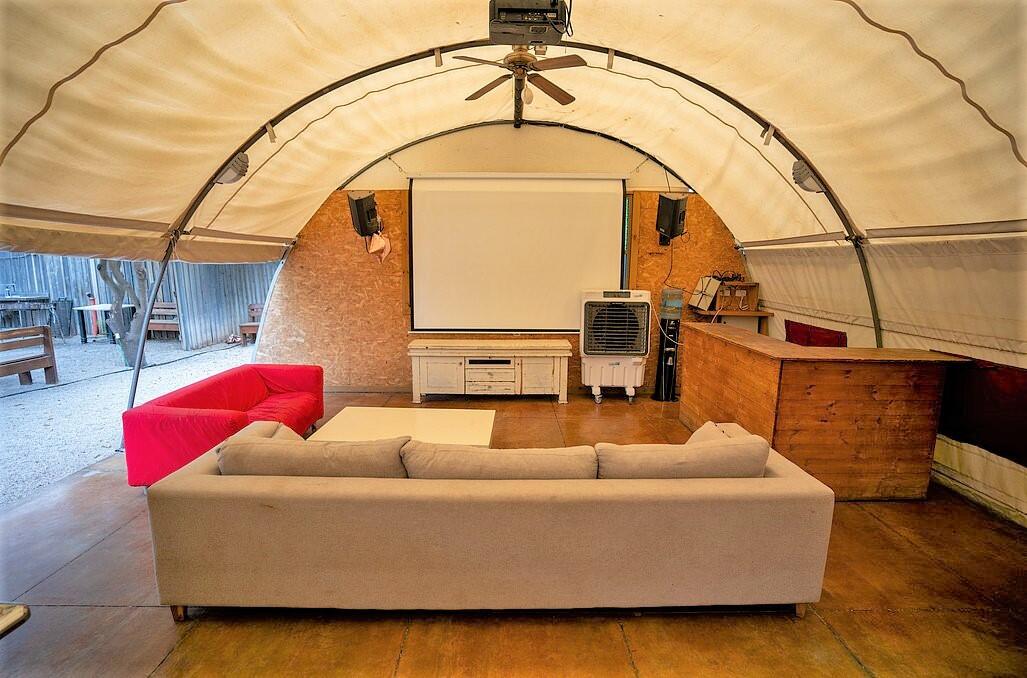 וויליג בר איוונטס מרכז  6  לופט לנד