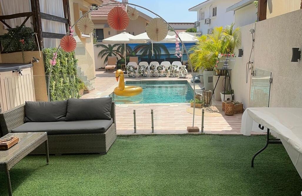 מלכה פול Malka pool מרכז  16  לופט לנד