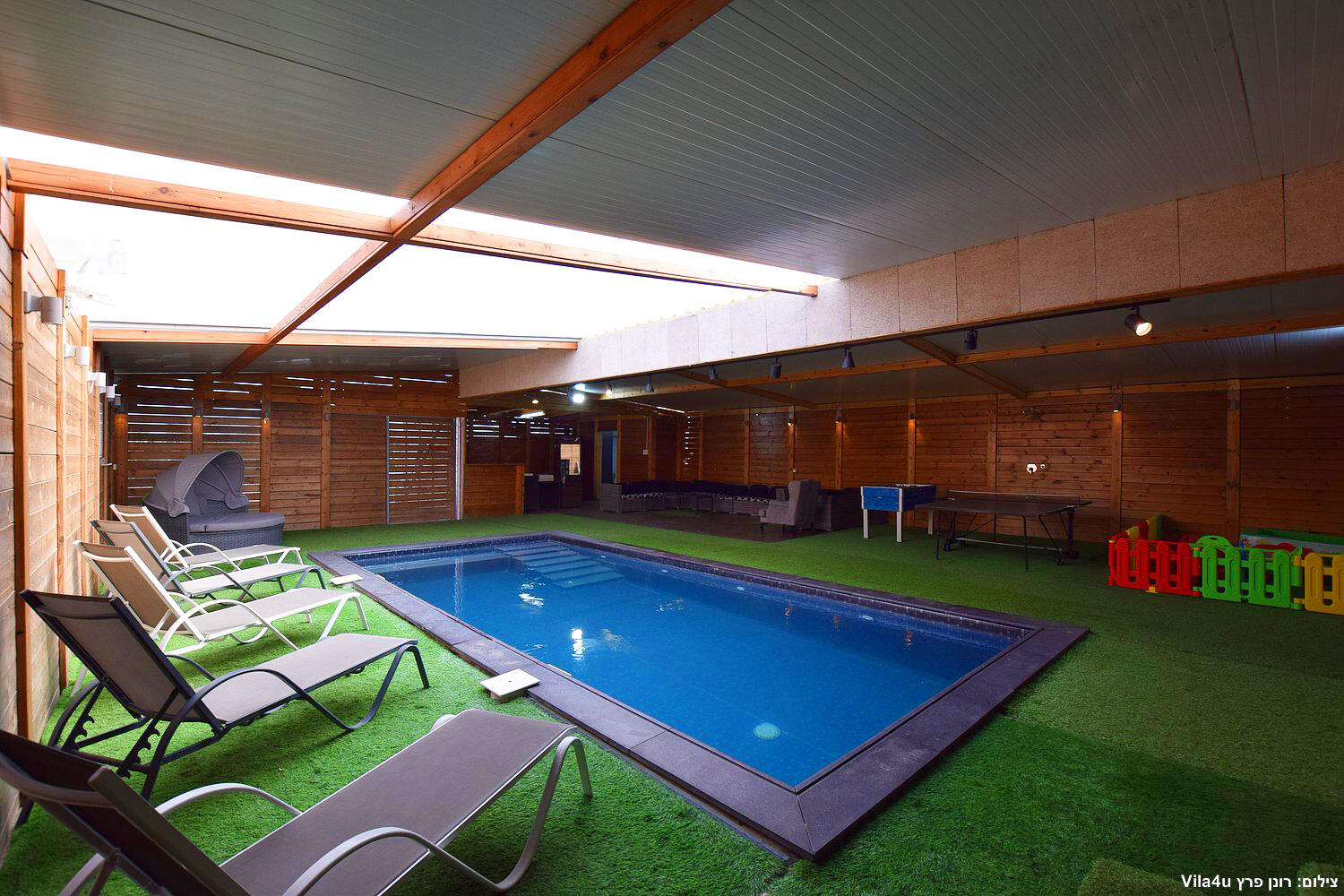 קסם בבוסתן צפון  17  לופט לנד