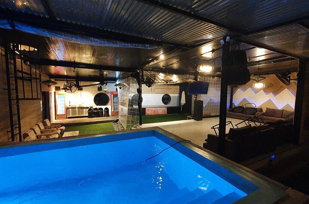 בלו סקיי מתחם אירוח מרכז  5  לופט לנד