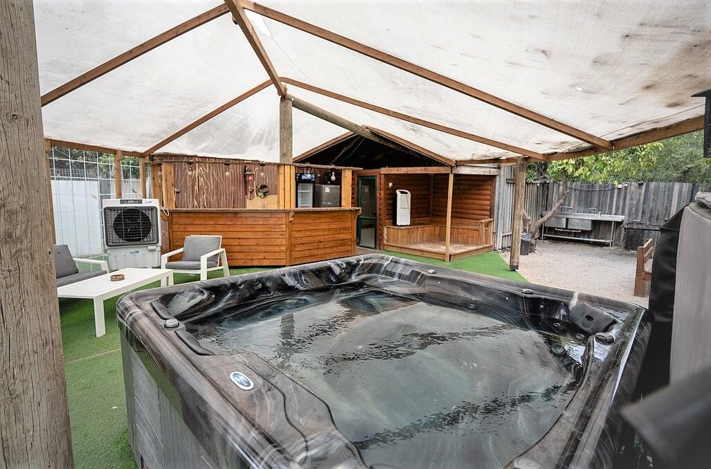 וויליג בר איוונטס מרכז  14  לופט לנד