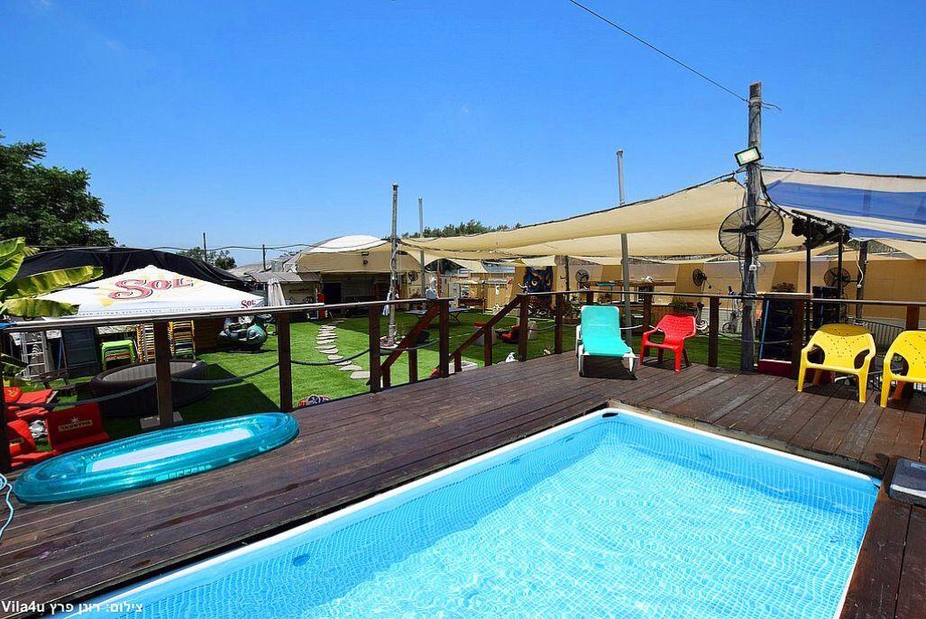 חוות האירוס מרכז  18  לופט לנד