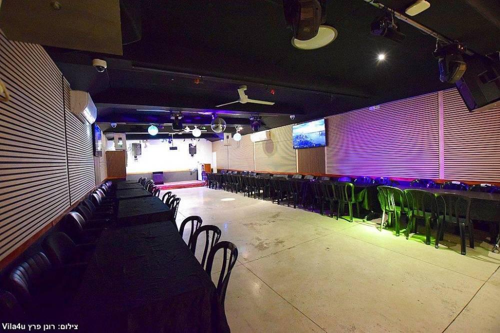 זאקיז מרכז  18  לופט לנד