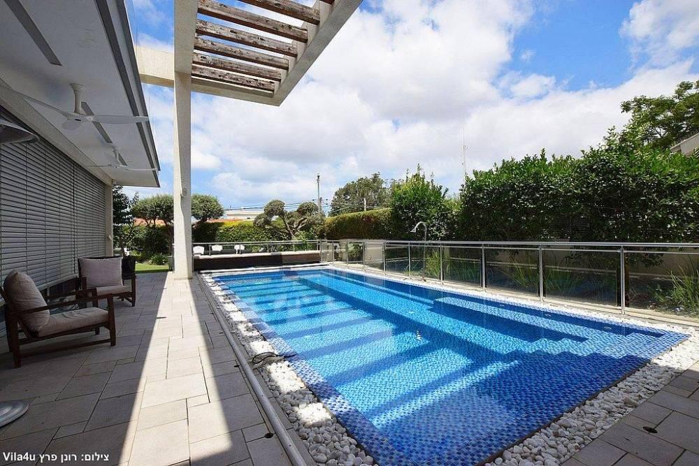 סיקרט פול מרכז  9  לופט לנד