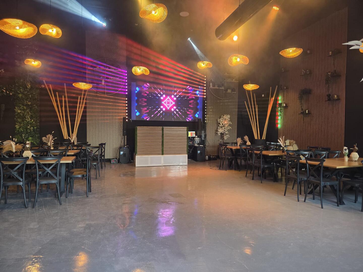 איוונט 47 מרכז  4  לופט לנד