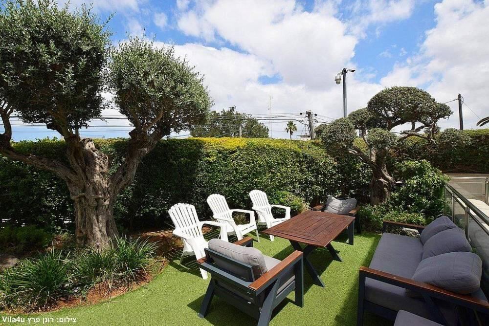 סיקרט פול מרכז  13  לופט לנד