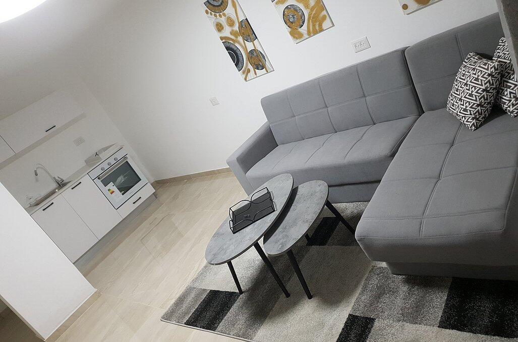 אחוזת נווה גד דרום  13  לופט לנד