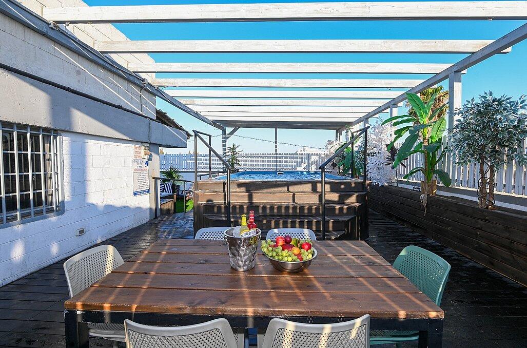 רוף טופ מרכז  4  לופט לנד