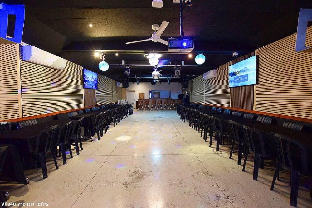 זאקיז מרכז  10  לופט לנד