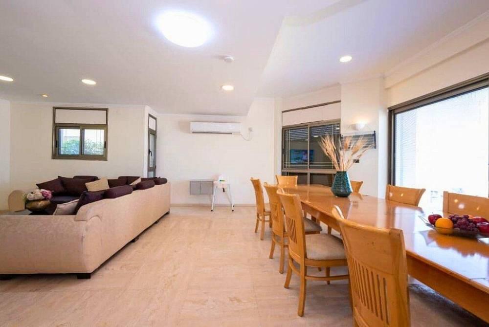 וילה דובדבן טבריה צפון  51  לופט לנד