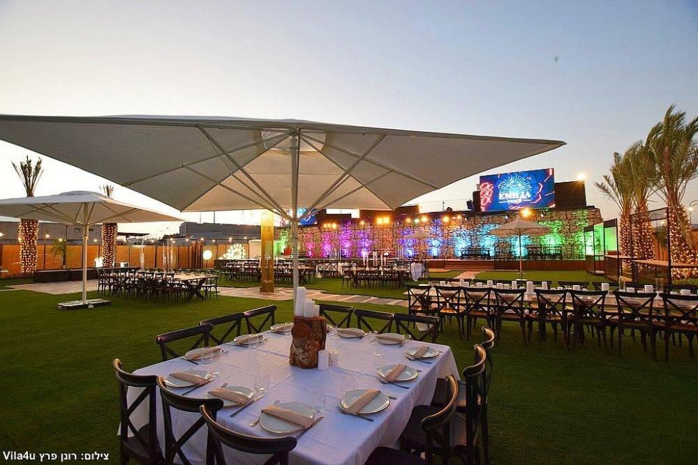 אמיליה איוונטס מרכז  26  לופט לנד