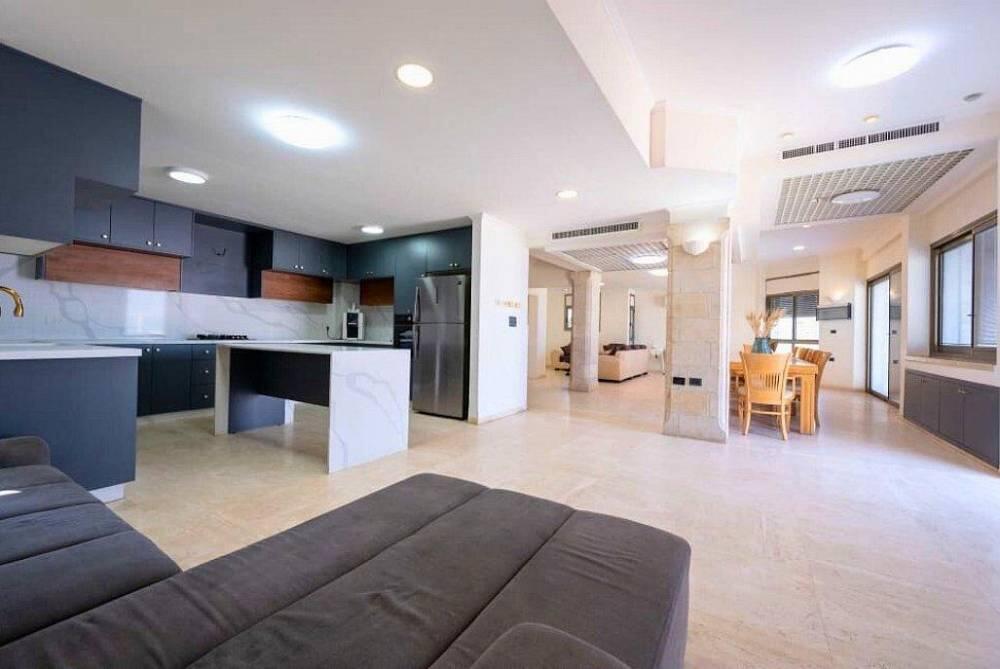 וילה דובדבן טבריה צפון  14  לופט לנד