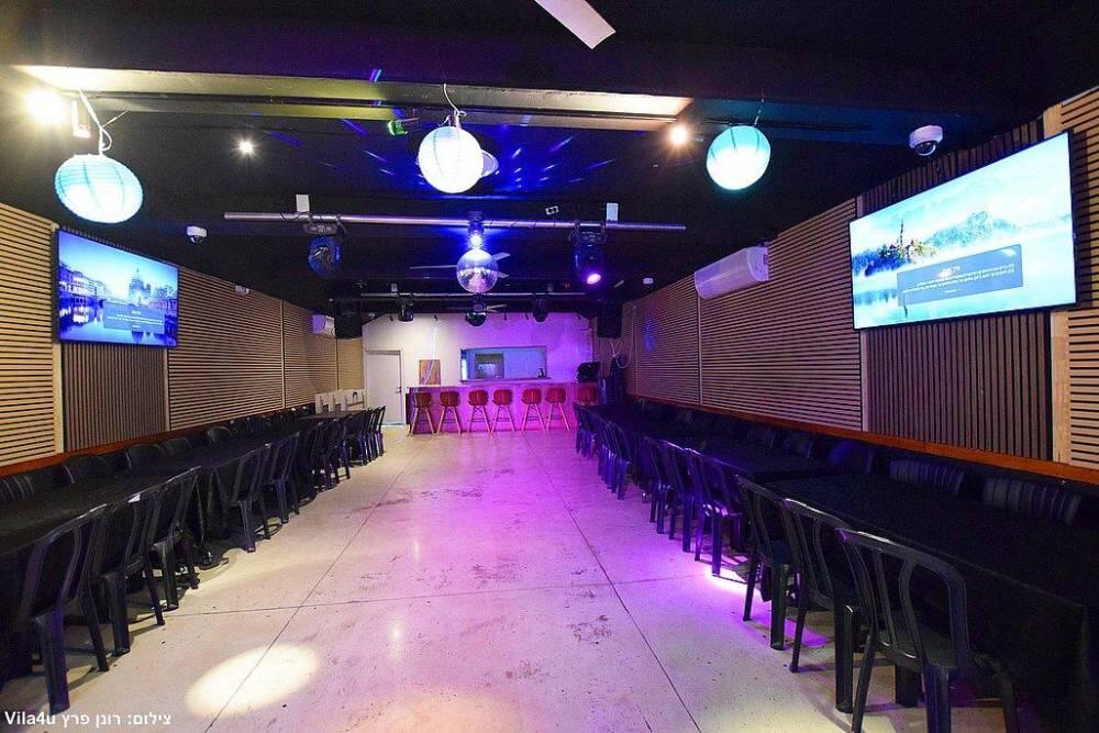 זאקיז מרכז  4  לופט לנד