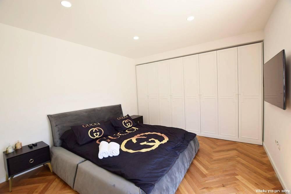 אחוזת yoli איוונטס מרכז  12  לופט לנד