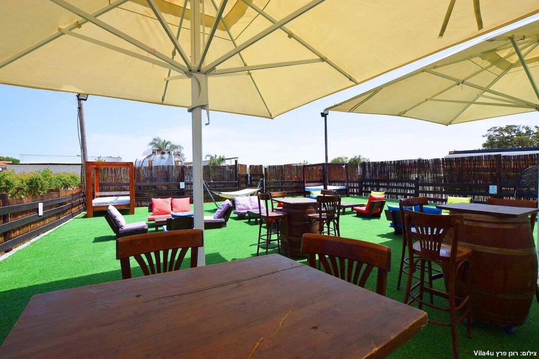 ליידיס פול מרכז  35  לופט לנד