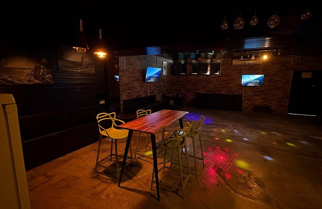 ווסט לופט מרכז  12  לופט לנד