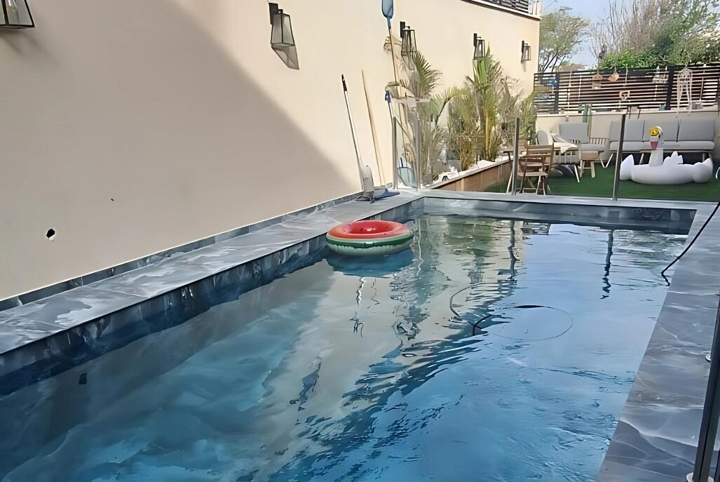 החצר בטיילת - אירועים ליד הים מרכז  25  לופט לנד