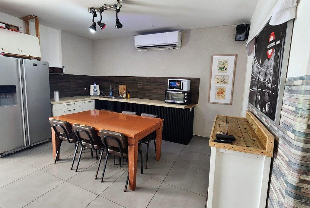 האי בשרון מרכז  30  לופט לנד