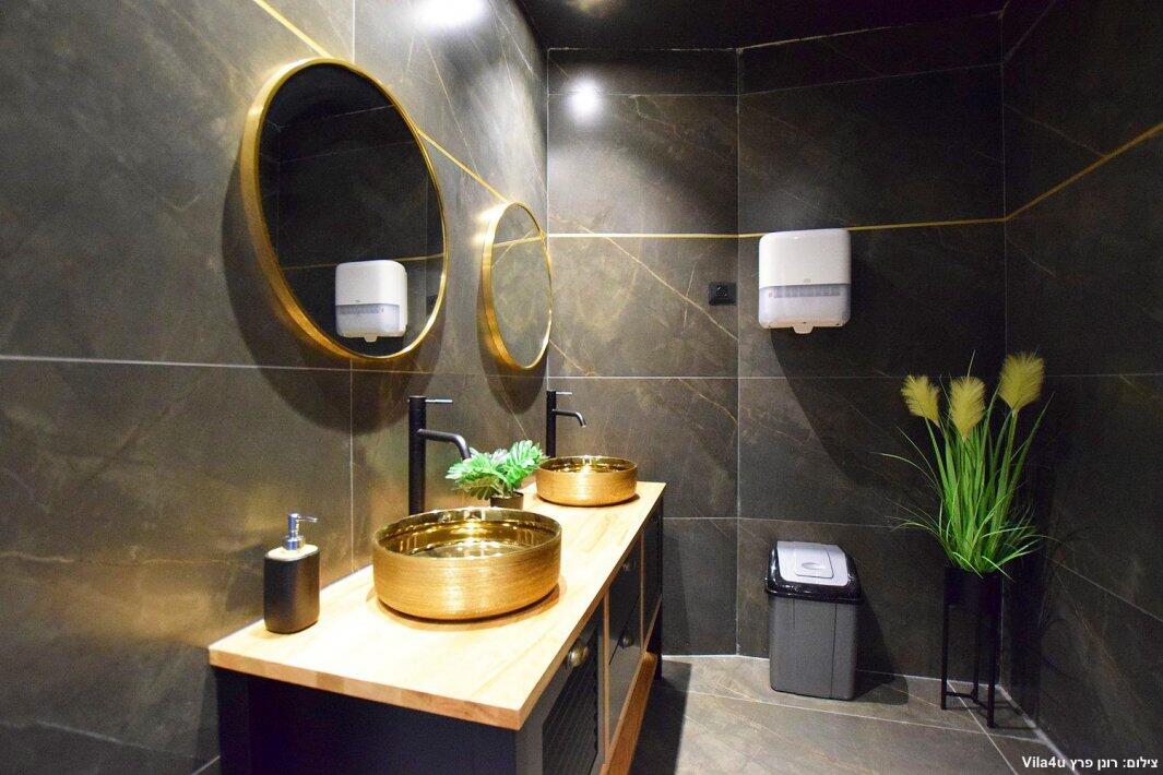 לופט אסקובר דרום  19  לופט לנד