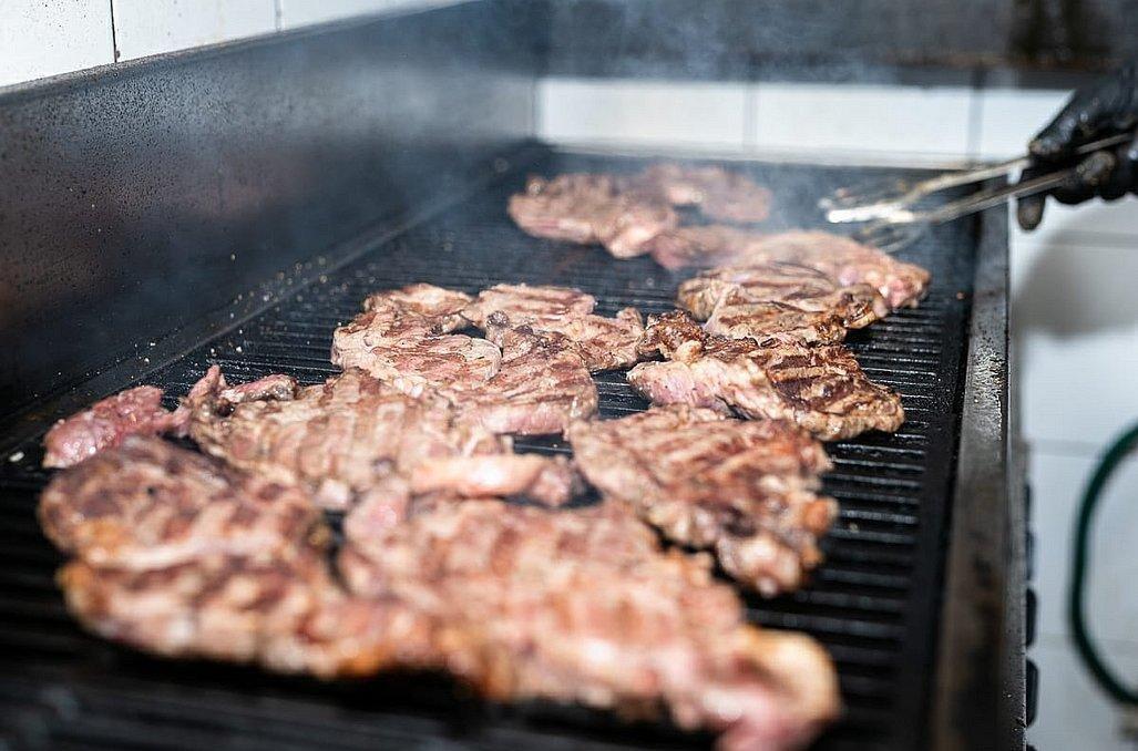 פאפוס איוונטס מרכז  11  לופט לנד