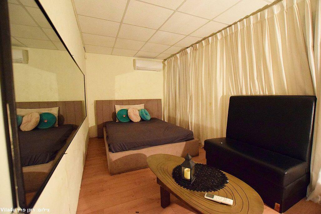 חוות האירוס מרכז  22  לופט לנד