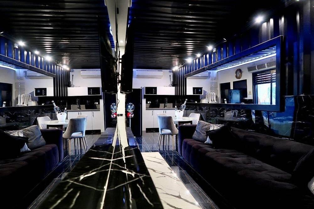 אבו דאבי בוטיק מרכז  9  לופט לנד