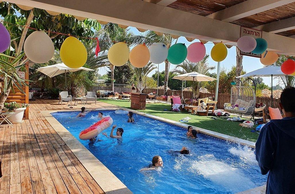 אורי אירועים מרכז  9  לופט לנד