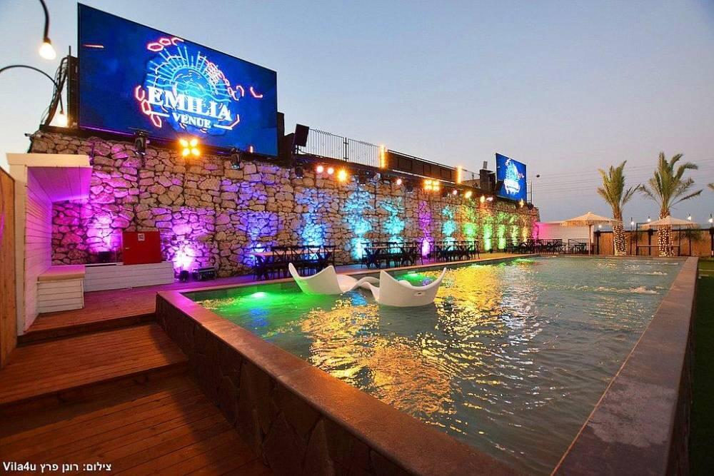 אמיליה איוונטס מרכז  34  לופט לנד