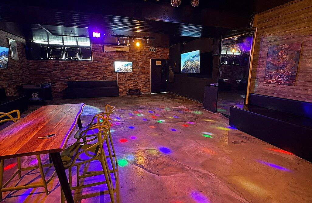 ווסט לופט מרכז  5  לופט לנד