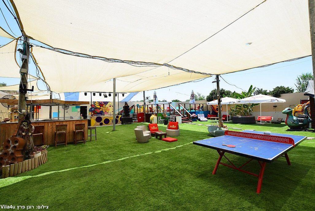 חוות האירוס מרכז  13  לופט לנד