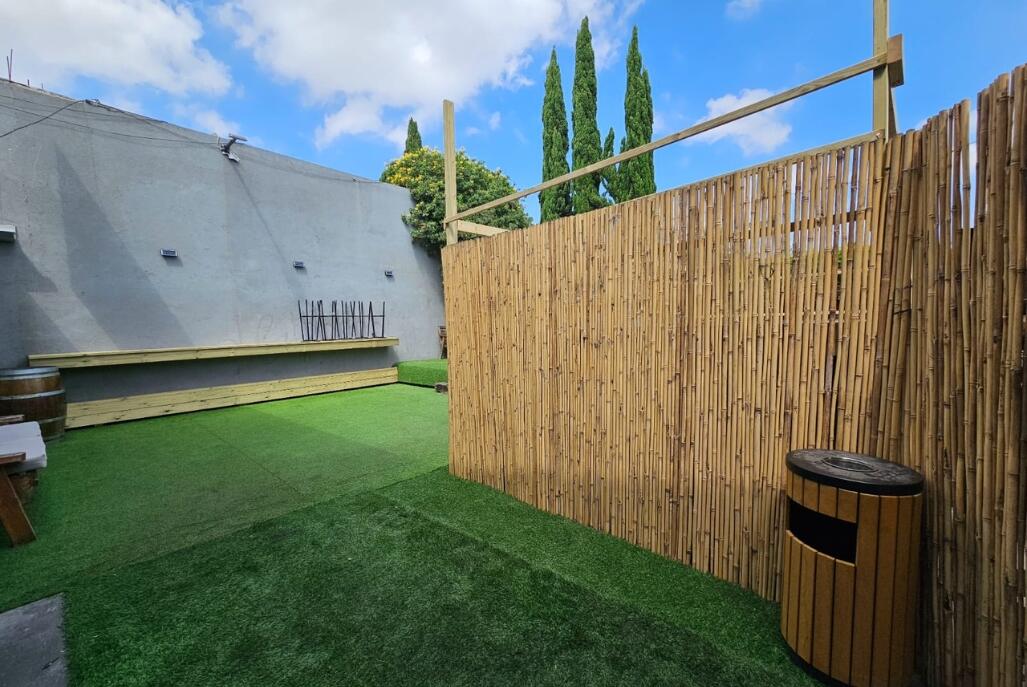 פאפוס איוונטס מרכז  5  לופט לנד