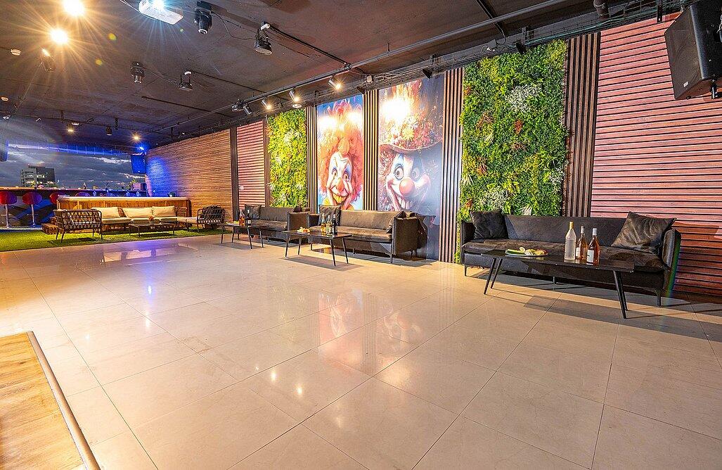 מון נייט איוונטס - Moon Night Events מרכז  8  לופט לנד