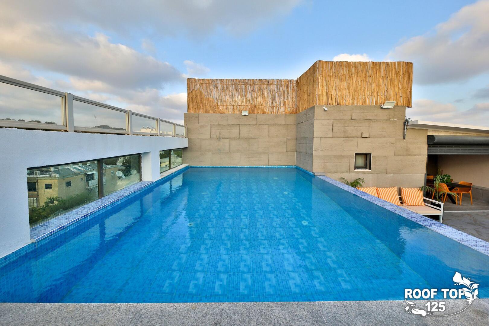 רוף טופ 125 צפון  12  לופט לנד